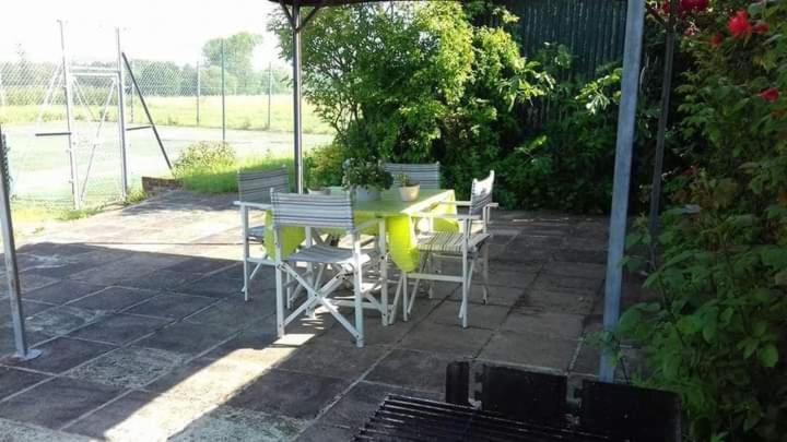 Plumpton Barn Villa Ashford  Buitenkant foto
