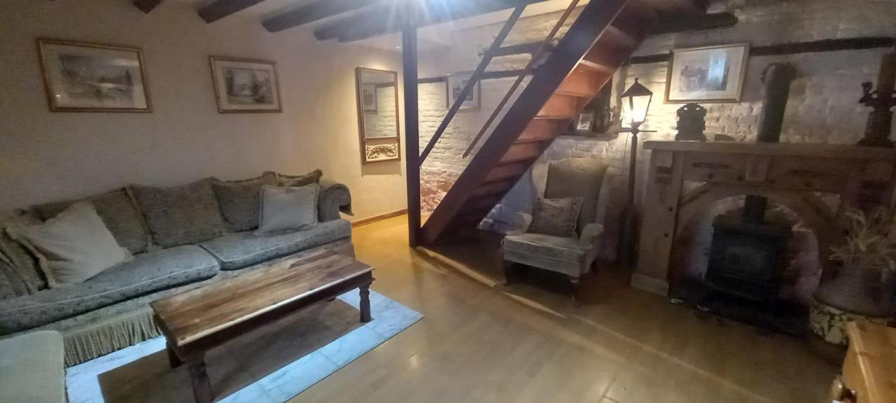 Plumpton Barn Villa Ashford  Buitenkant foto